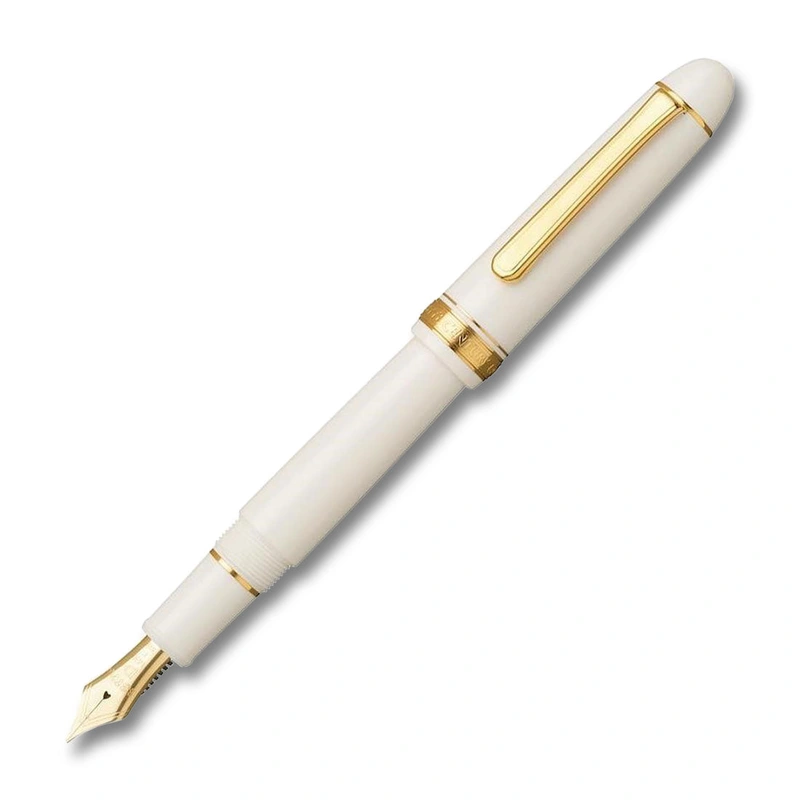 3776 Century Chenonceau White Gold Trim Fountain Pen